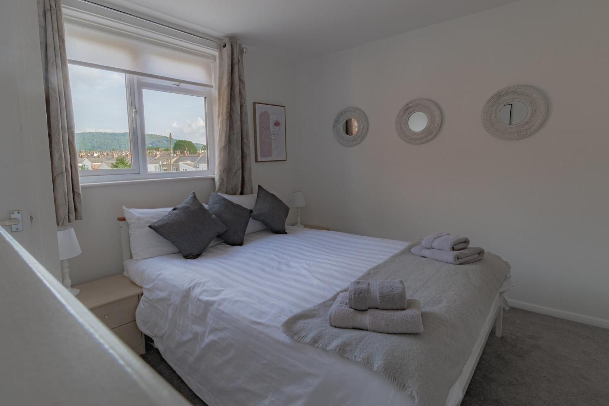 Fabulous, Vibrant, Town House, Central Bath Road Cheltenham Exterior foto